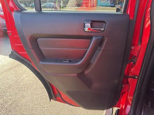 2006 HUMMER H3 Base