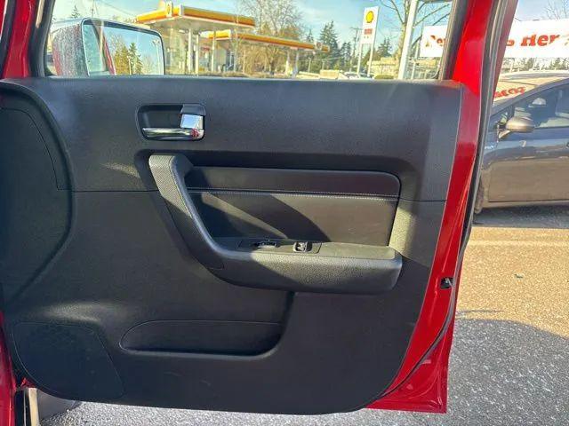 2006 HUMMER H3 Base