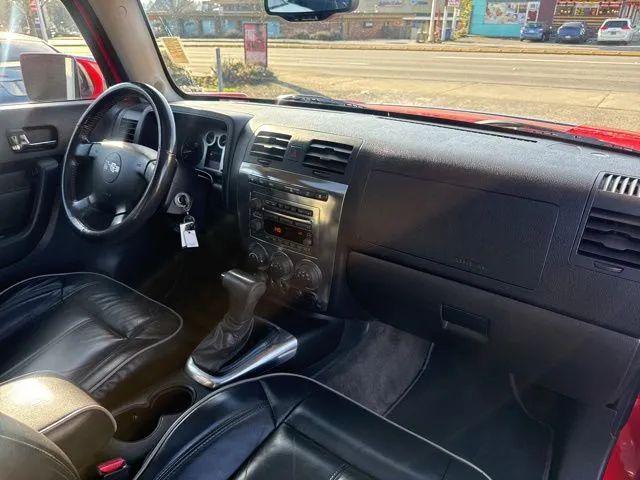 2006 HUMMER H3 Base