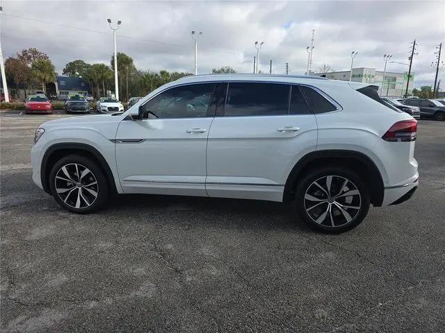 2026 Volkswagen Atlas Cross Sport SEL Premium R-Line