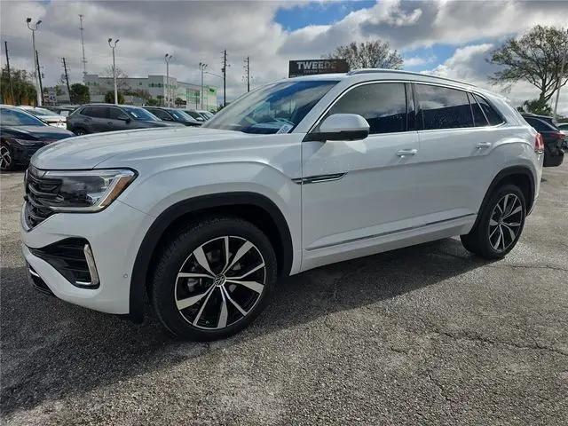 2026 Volkswagen Atlas Cross Sport SEL Premium R-Line