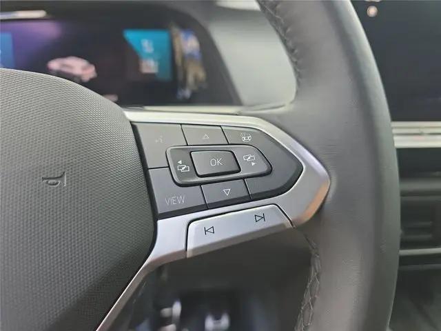 2026 Volkswagen Atlas Cross Sport SEL Premium R-Line