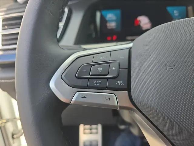 2026 Volkswagen Atlas Cross Sport SEL Premium R-Line
