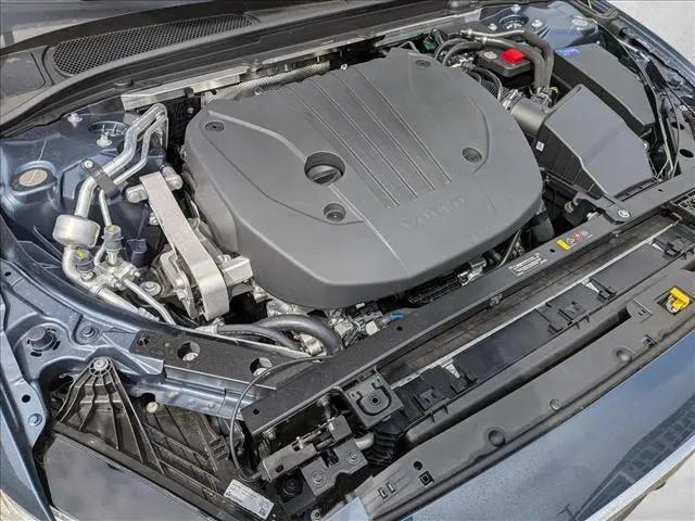 2026 Volvo V60 Cross Country Ultra, B5 AWD Gas (mild hybrid)