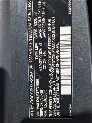 2026 Volvo XC40 Core, B5 AWD Gas (mild hybrid), Dark