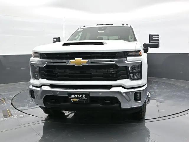2026 Chevrolet Silverado 3500HD Crew Cab, Long Bed, LT Dual Rear Wheel, RWD