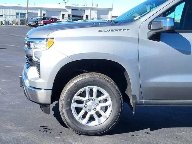 2026 Chevrolet Silverado 1500 4WD Crew Cab Standard Bed LT