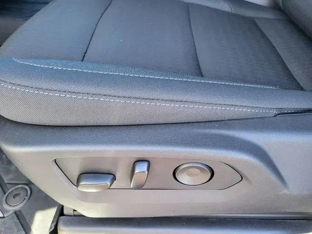 2026 Chevrolet Silverado 1500 4WD Crew Cab Standard Bed LT