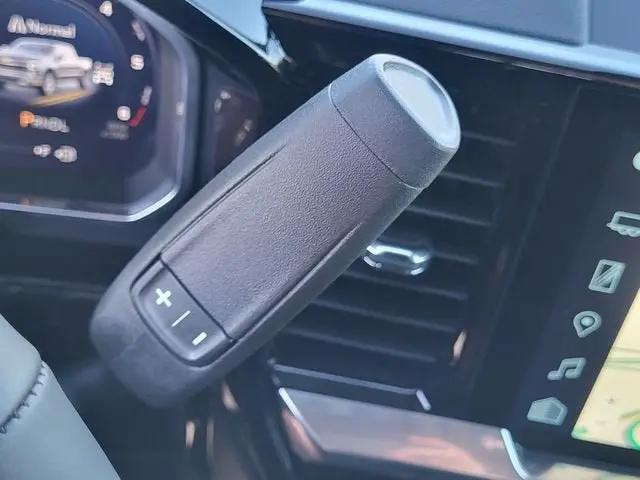2026 Chevrolet Silverado 1500 4WD Crew Cab Standard Bed LT