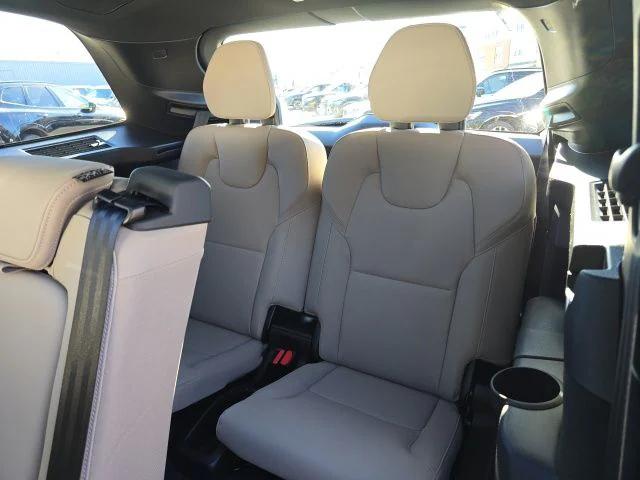 2026 Volvo XC90 Plus, B6 AWD Gas (mild hybrid), Gasoline, Bright, 7 Seats