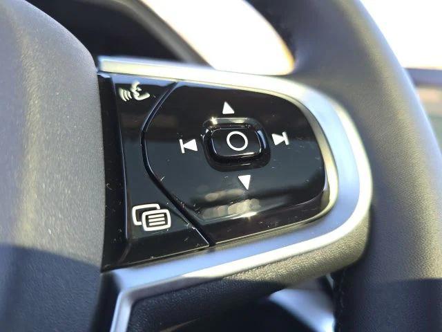 2026 Volvo XC90 Plus, B6 AWD Gas (mild hybrid), Gasoline, Bright, 7 Seats