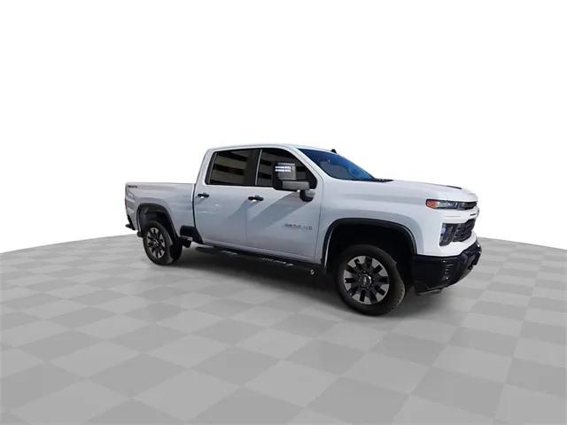 2025 Chevrolet Silverado 2500HD 4WD Crew Cab Standard Bed Custom