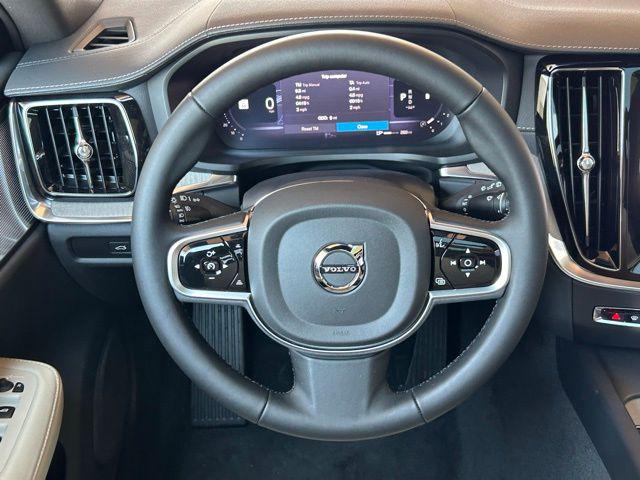 2026 Volvo V60 Cross Country Ultra, B5 AWD Gas (mild hybrid)