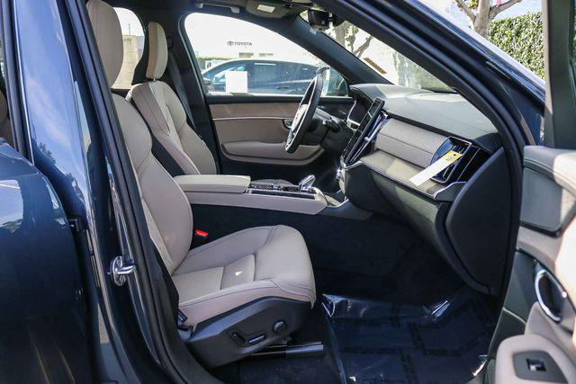 2026 Volvo XC90 Core, B6 AWD Gas (mild hybrid), Gasoline, Bright, 7 Seats