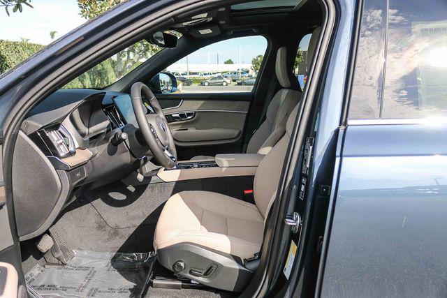 2026 Volvo XC90 Core, B6 AWD Gas (mild hybrid), Gasoline, Bright, 7 Seats