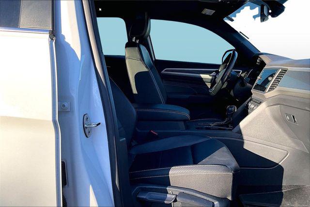 2021 Volkswagen Atlas Cross Sport 3.6L V6 SE w/Technology R-Line