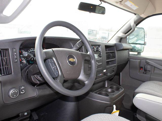 2025 Chevrolet Express Cutaway Work Van