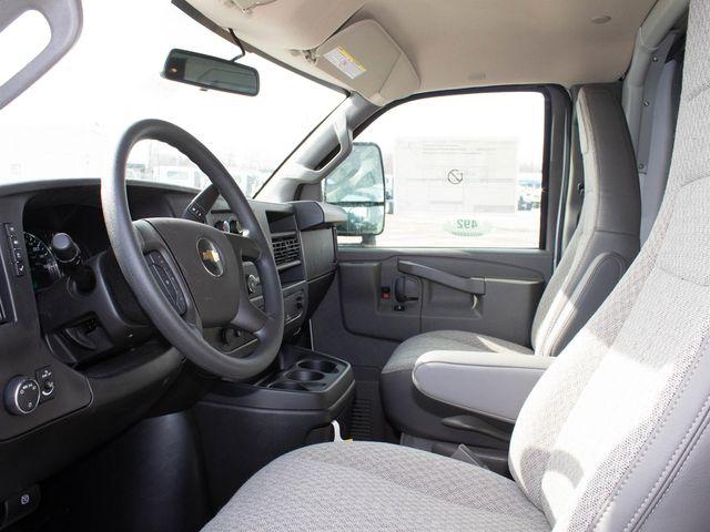2025 Chevrolet Express Cutaway Work Van