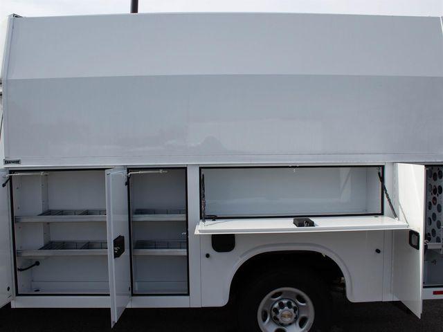 2025 Chevrolet Express Cutaway Work Van