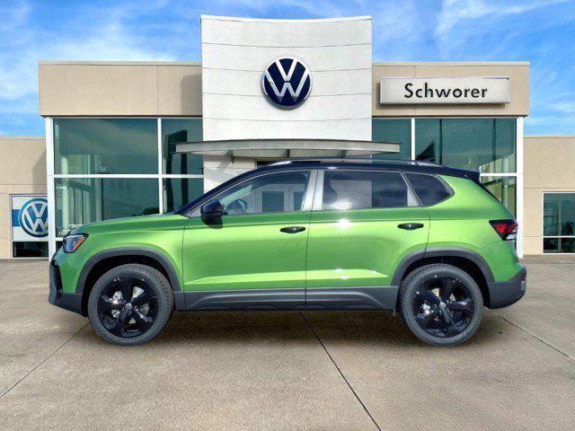 2026 Volkswagen Taos SE Black for sale in Lincoln, NE