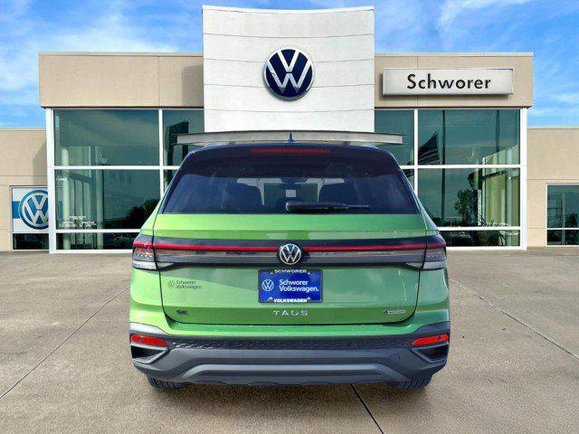 2026 Volkswagen Taos SE Black