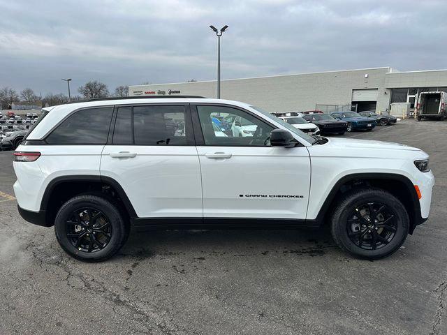 2026 Jeep Grand Cherokee Altitude 4x4