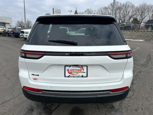 2026 Jeep Grand Cherokee Altitude 4x4