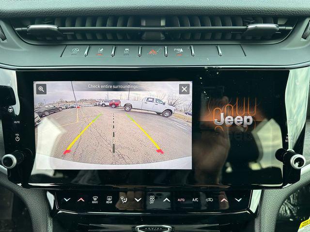 2026 Jeep Grand Cherokee Altitude 4x4