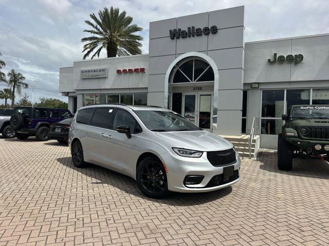 2026 Chrysler Pacifica PACIFICA LIMITED