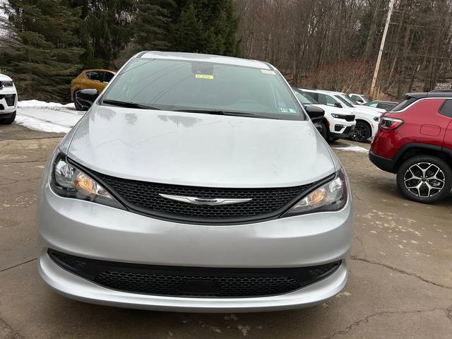2026 Chrysler Voyager VOYAGER LX
