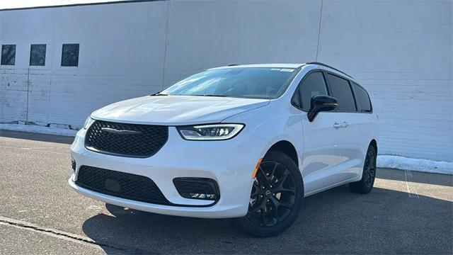 2026 Chrysler Pacifica PACIFICA SELECT