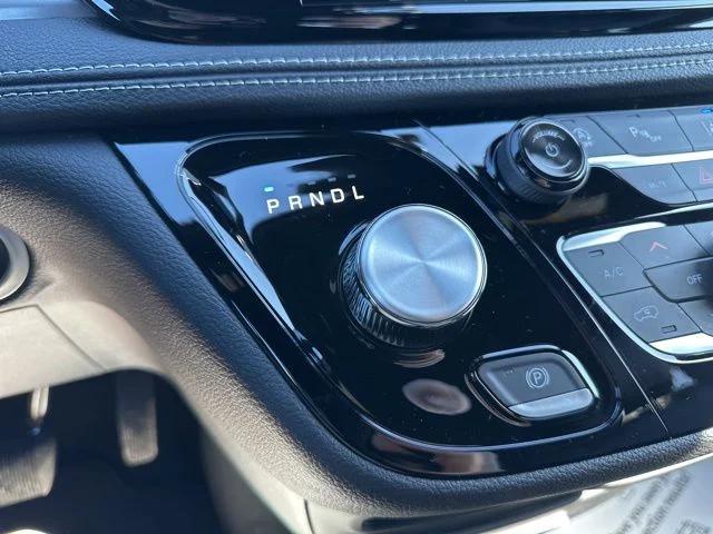 2026 Chrysler Pacifica Select AWD
