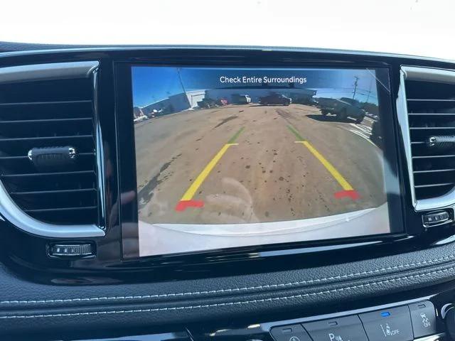 2026 Chrysler Pacifica Select AWD