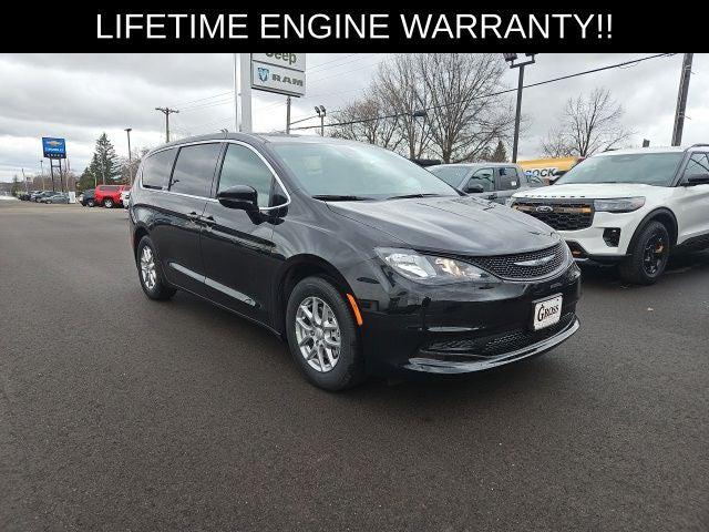 2026 Chrysler Voyager VOYAGER LX
