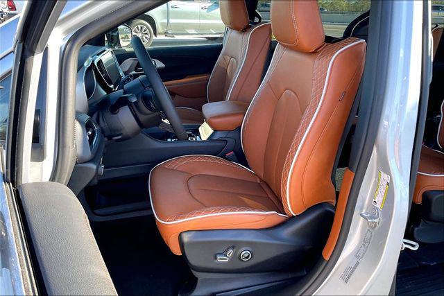 2026 Chrysler Pacifica Pinnacle