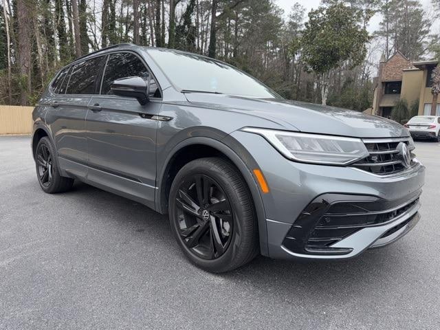 2024 Volkswagen Tiguan 2.0T SE R-Line Black