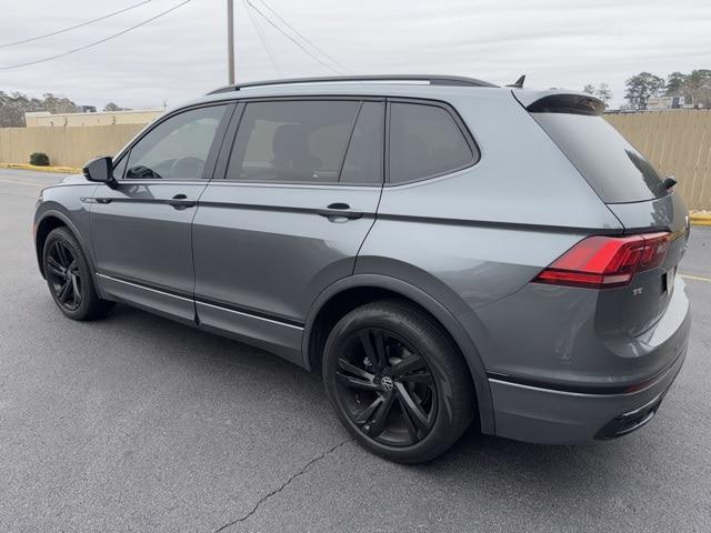 2024 Volkswagen Tiguan 2.0T SE R-Line Black