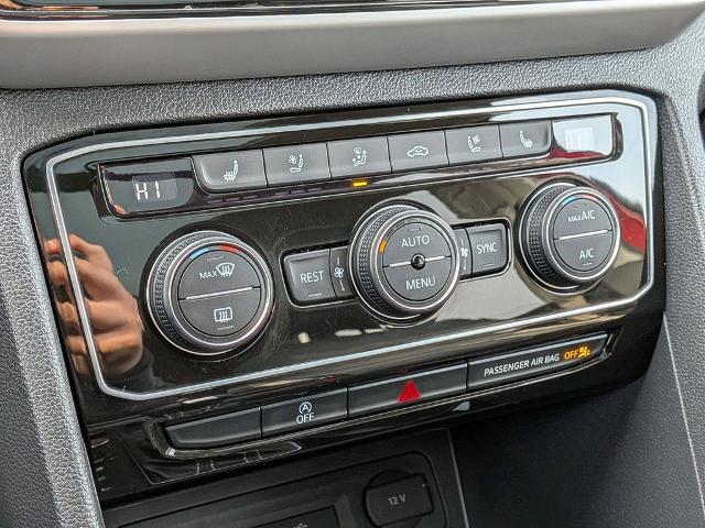 2023 Volkswagen Atlas 3.6L V6 SEL Premium R-Line