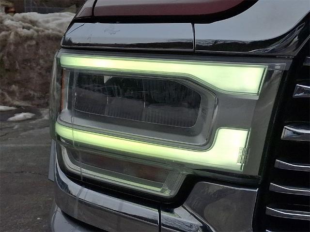 2022 Ram 3500 Laramie Mega Cab 4x4 6'4" Box