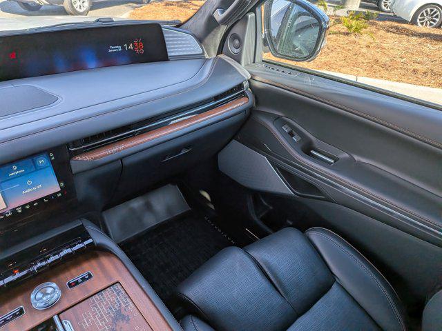 2025 Lincoln Navigator Black Label L