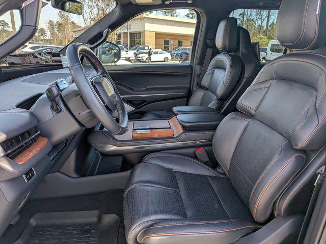 2025 Lincoln Navigator Black Label L