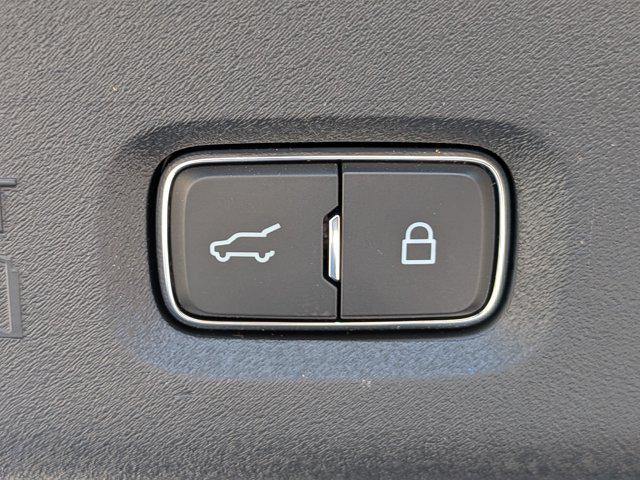 2025 Lincoln Navigator Black Label L