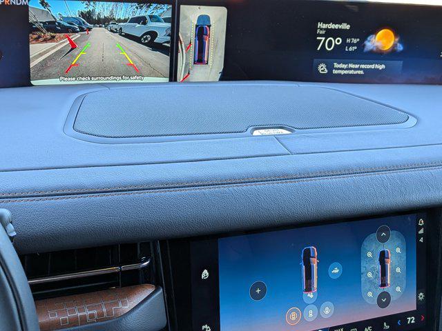 2025 Lincoln Navigator Black Label L