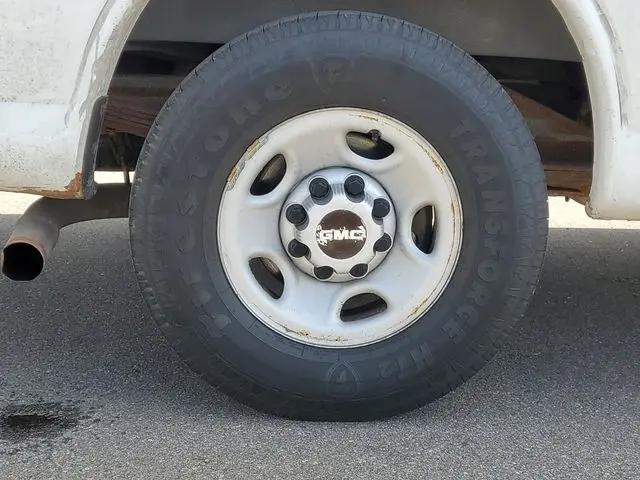2008 GMC Savana Work Van
