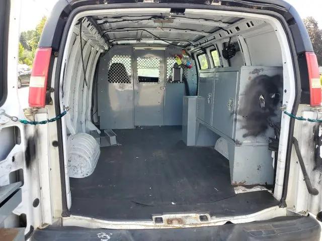 2008 GMC Savana Work Van