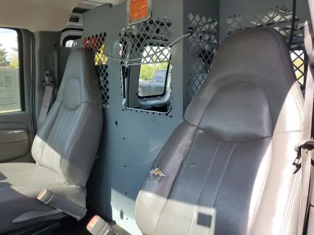 2008 GMC Savana Work Van
