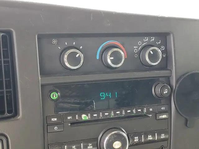 2008 GMC Savana Work Van