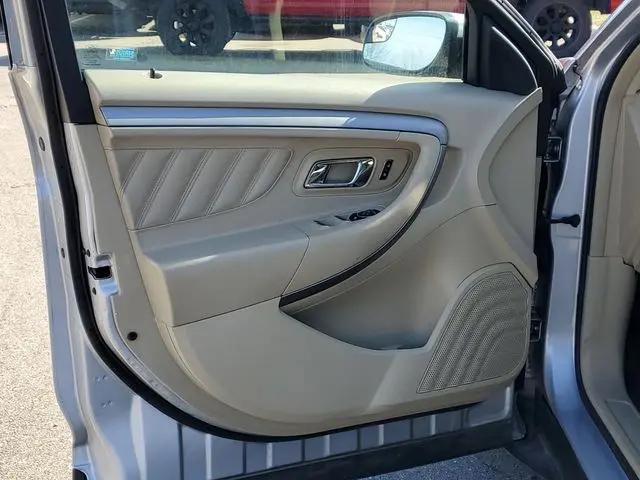 2014 Ford Taurus SEL
