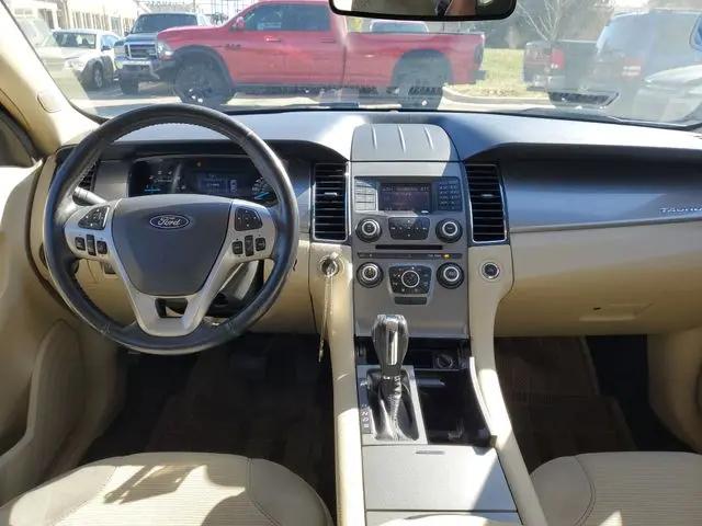2014 Ford Taurus SEL