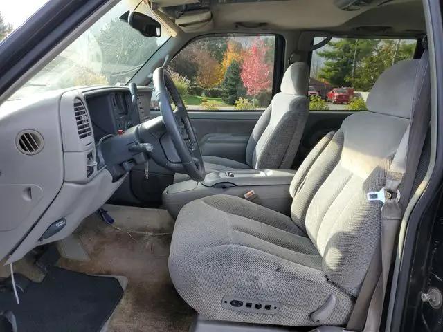 1997 Chevrolet Suburban Base